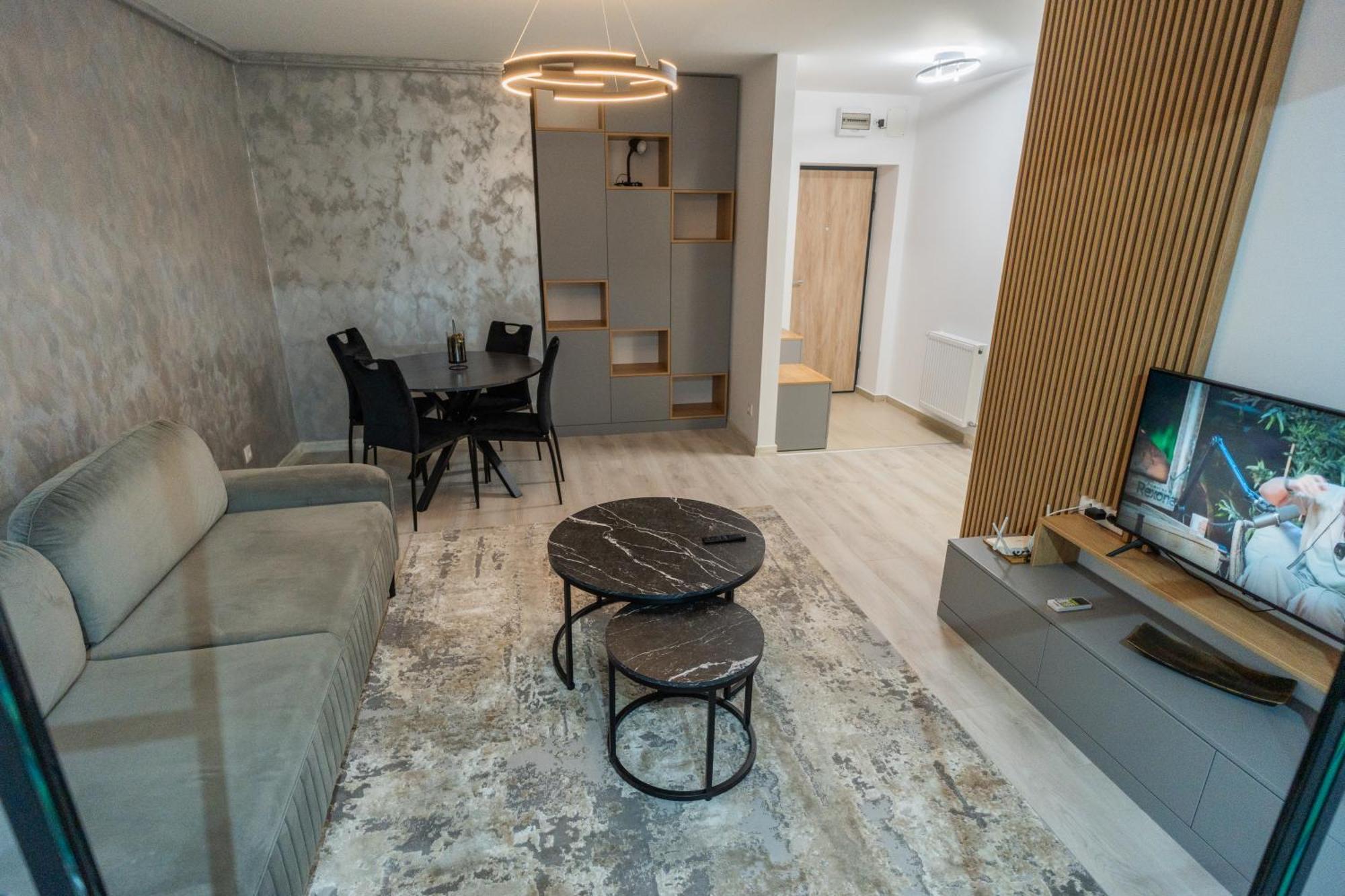 Hills Premium In Pallady Apartment *
